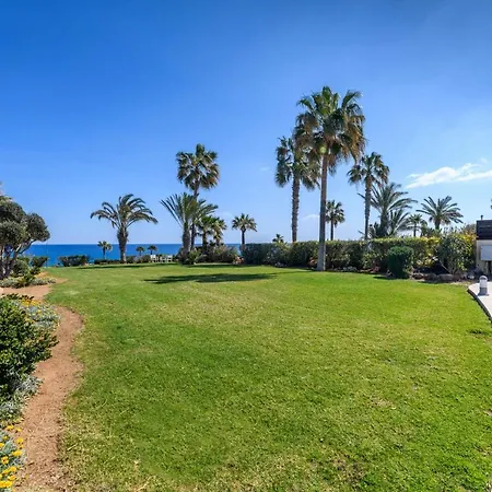 Royal Beachfront *
